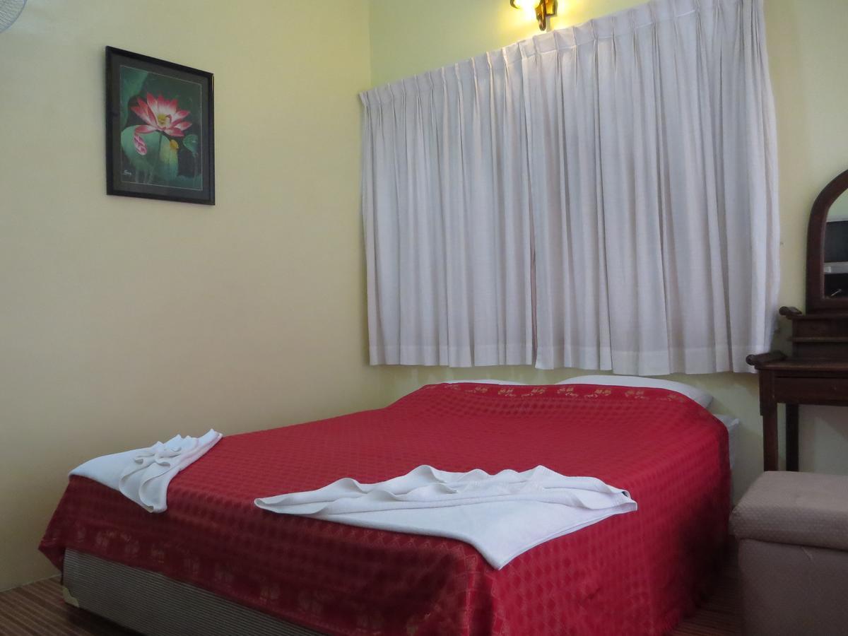 Goldie Guesthouse Phnom-Penh Buitenkant foto
