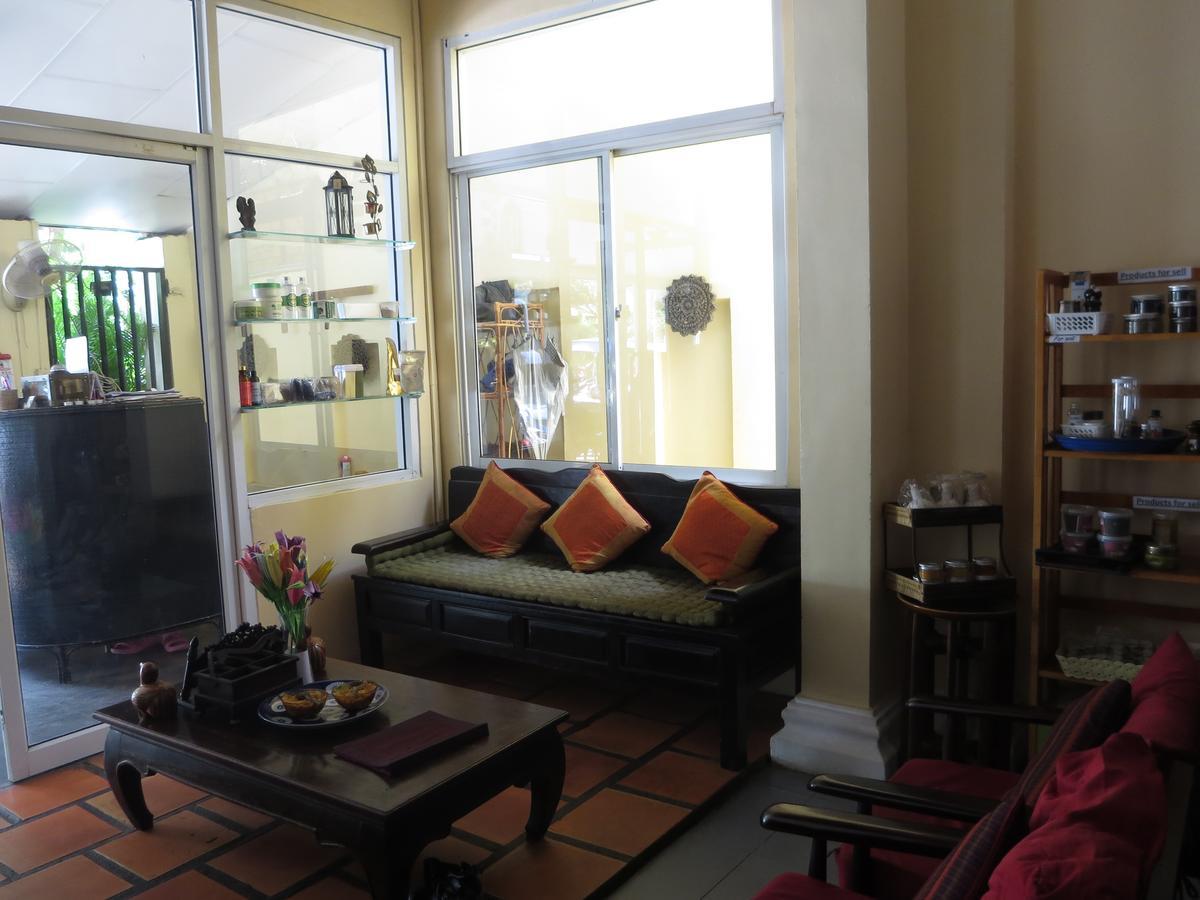 Goldie Guesthouse Phnom-Penh Buitenkant foto