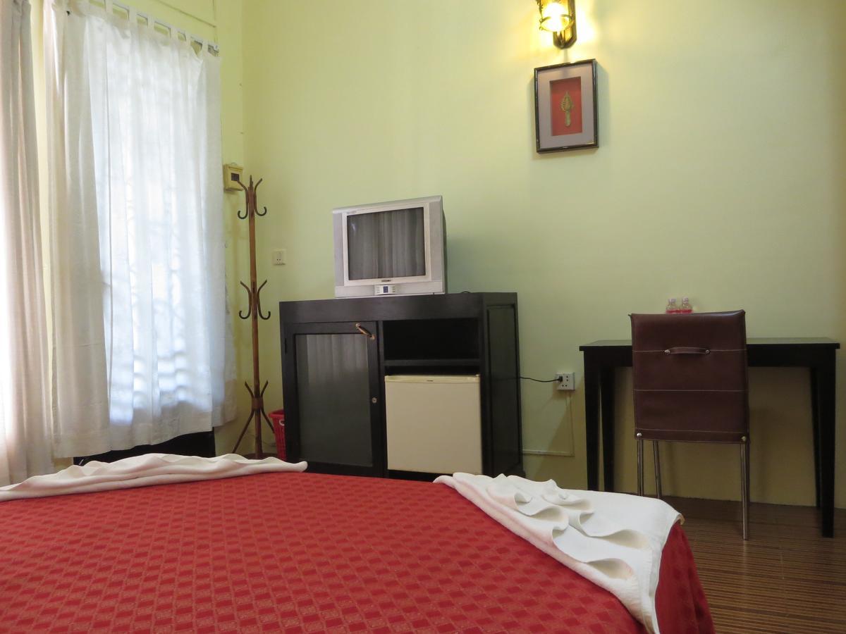 Goldie Guesthouse Phnom-Penh Buitenkant foto