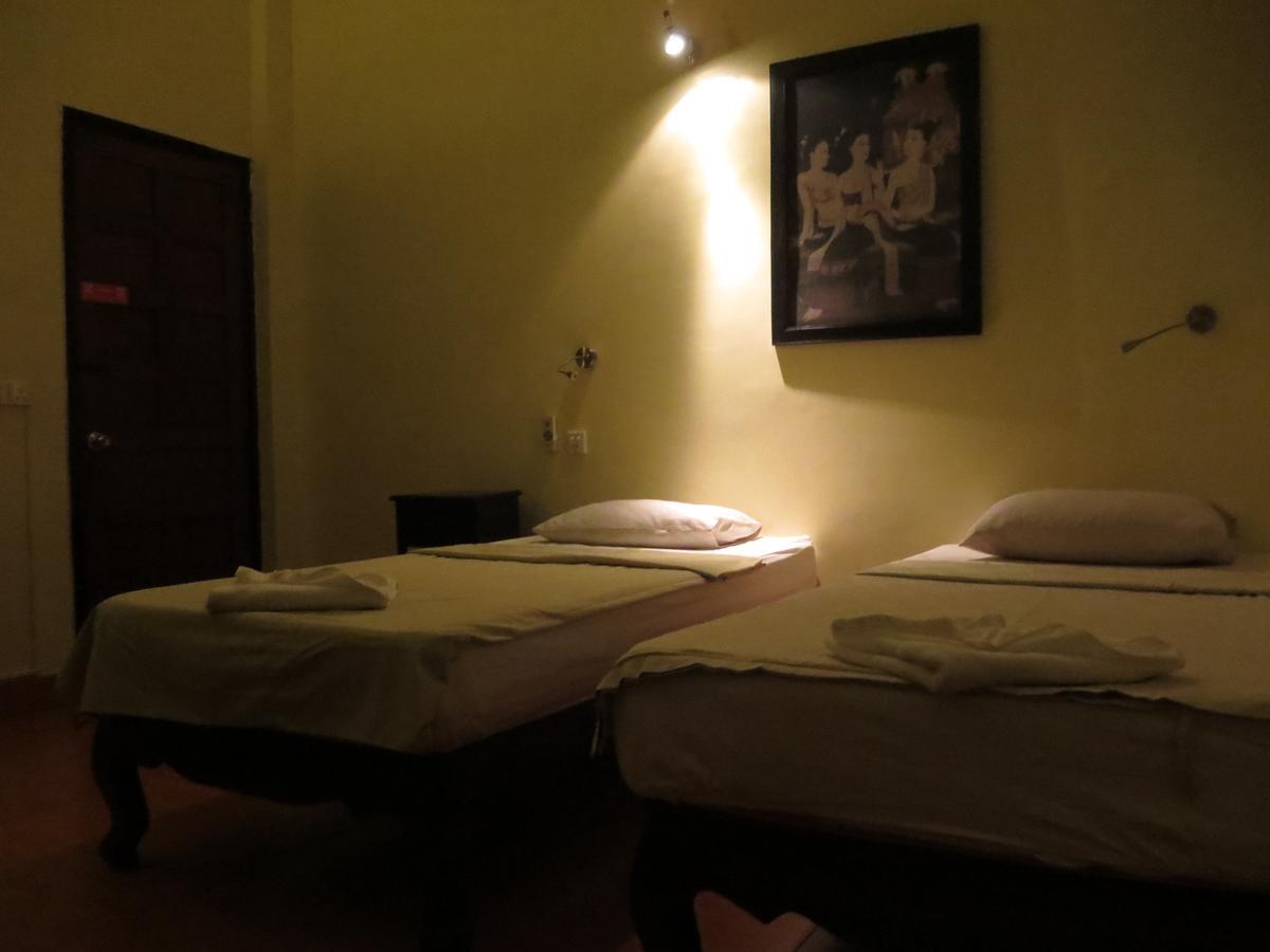 Goldie Guesthouse Phnom-Penh Buitenkant foto